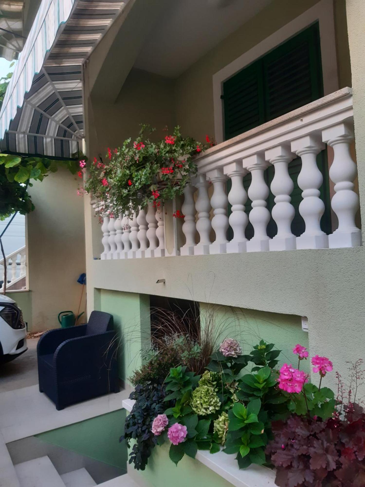 Apartman Barbir Sukošan Esterno foto